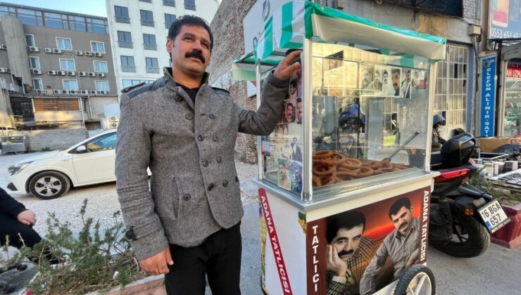 Bursa’da İbrahim Tatlıses’in fotoğraflarıyla süslediği el arabasıyla tatlı satıyor